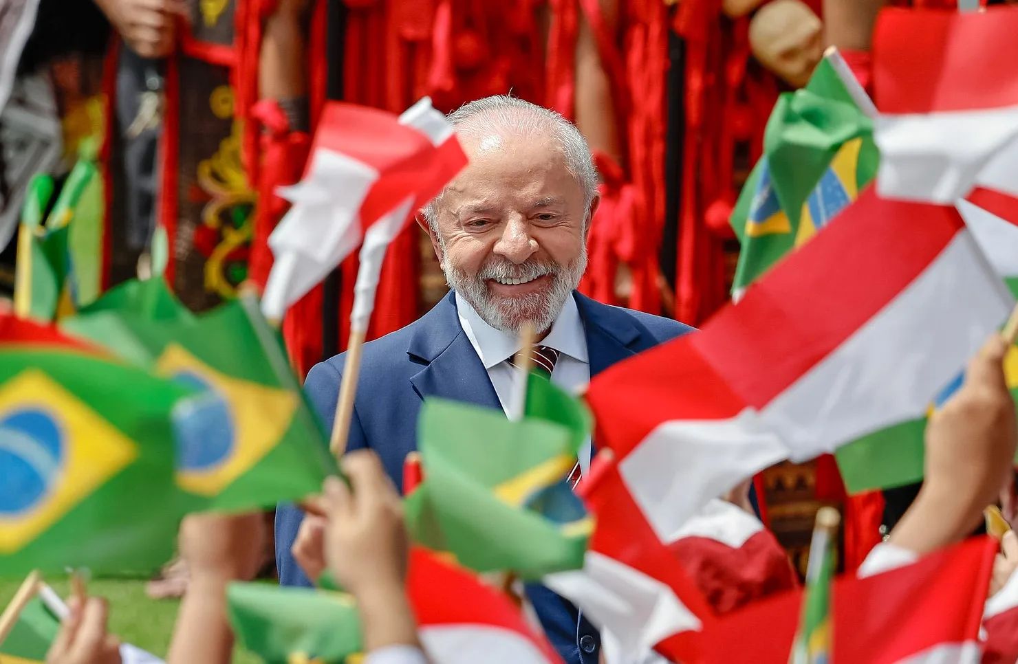 Lula confirma que vai disputar quarto mandato á presidência em 2026.
