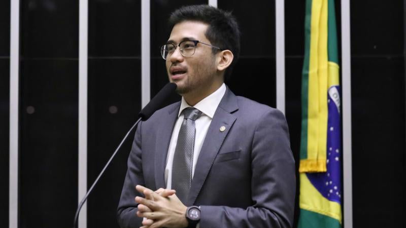 Projeto de lei propõe tornar inelegível pessoal ligadas ao crime organizado.
