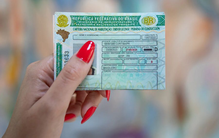 Novas regras para obter CNH sem autoescola devem começar a valer esta terça feira (09).