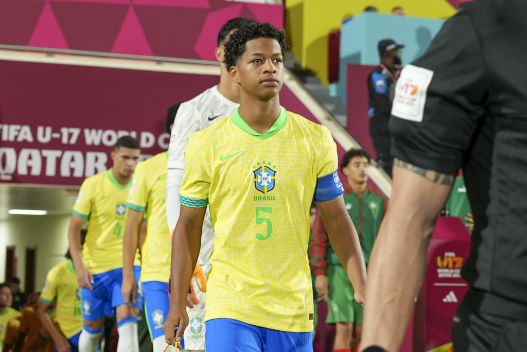 Sport recusa oferta de  8 milhoes de Euros de clube europeu por Zé Lucas.