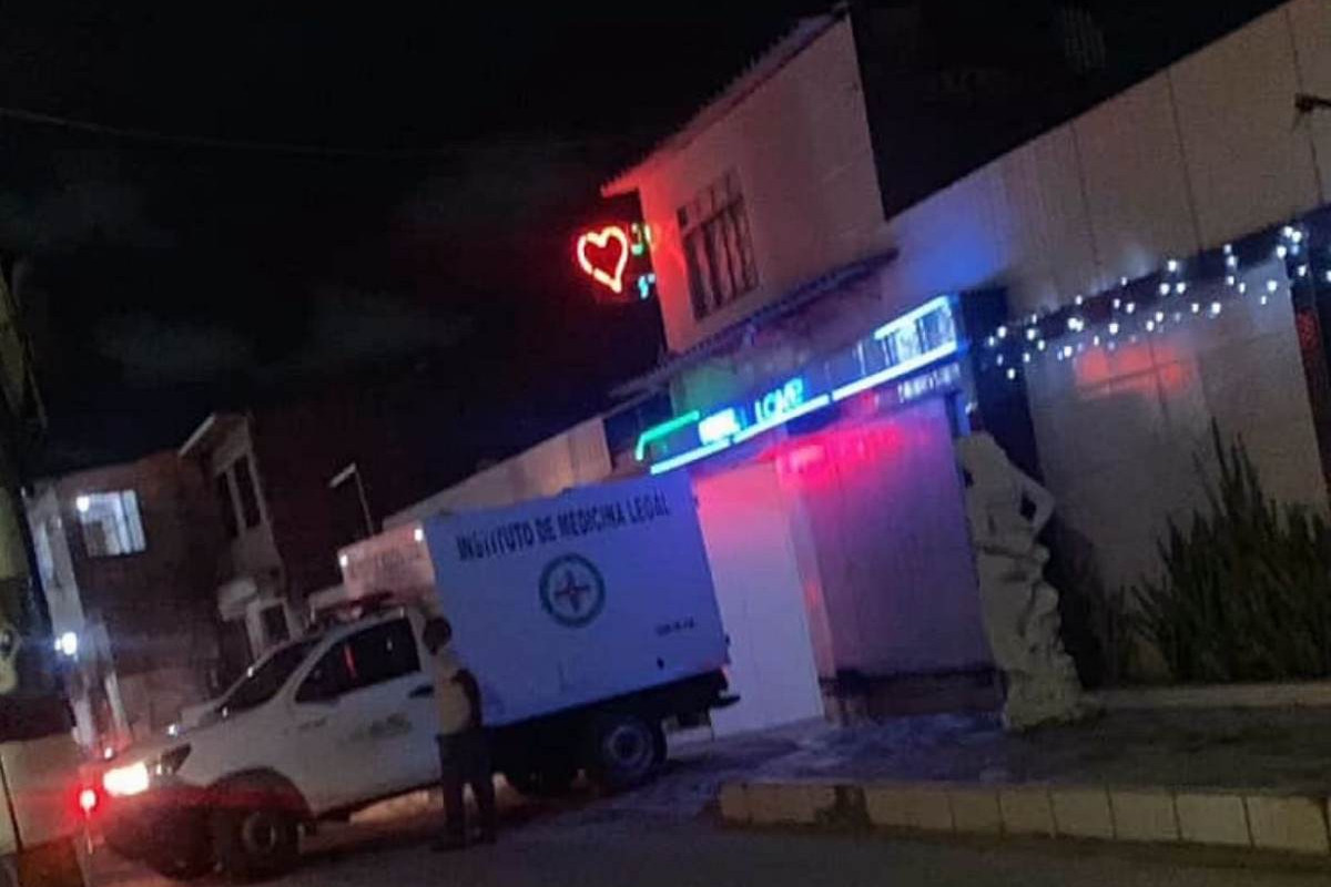 Mistério: mulher é encontrada sem vida em quarto de motel na cidade de Olinda, Pernambuco.