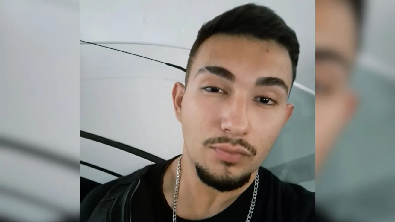 Jovem desaparecido no Pico do Paraná é encontrado com vida após quatro dias.