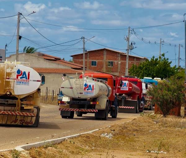 Prefeitura de Dormentes divulga balanço de distribuição de água na zona rural pelo programa PAI.