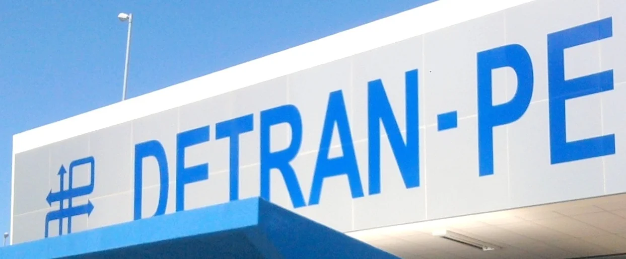 DETRAN-PE promove leilão online com veículos apreendidos