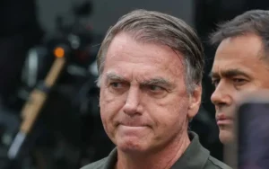 Bolsonaro pede autorização ao ministro Alexandre de Moraes para fazer nova cirurgia