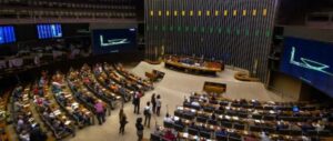 Câmara aprova projeto que amplia direitos de pessoas com TDAH