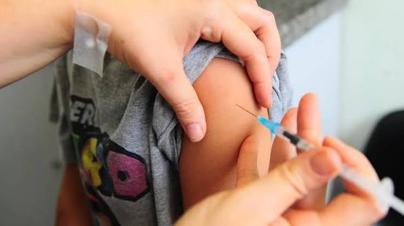 Nova vacina pneumocócica 20 começa a ser disponibilizada no SUS para crianças