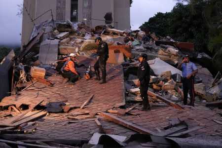Dois terremotos deixam ao menos 164 mortos e 1000 feridos na Venezuela