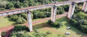 Justiça solta dois suspeitos presos por morte de jovem lançada sem cordas em rope jump