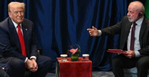 Lula conversa com Trump por telefone e pede mais negociações contra tarifaço