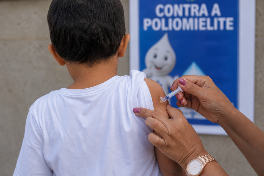 Vacina contra a poliomielite ganha reforço e já está disponível em Dormentes