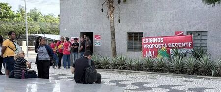 Bancários paralisam atividades por 24horas nesta quinta-feira (20)
