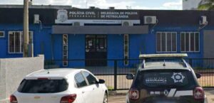 Menino morre após ser atropelado por caminhão enquanto andava a cavalo, em Petrolândia