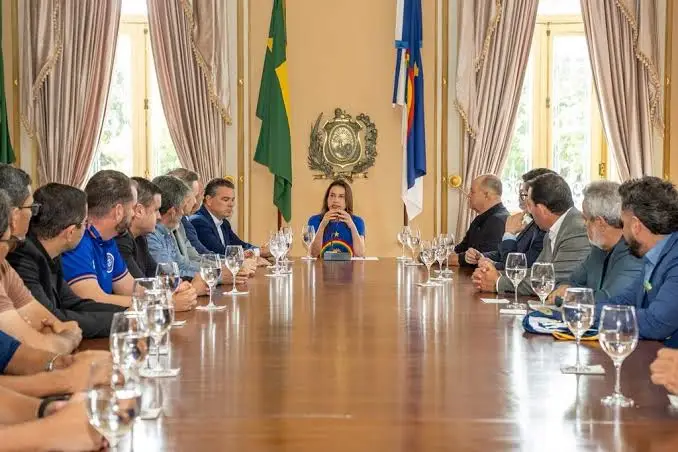 Governo propõe suporte financeiro aos clubes pernambucanos após anuncio do fim das bets