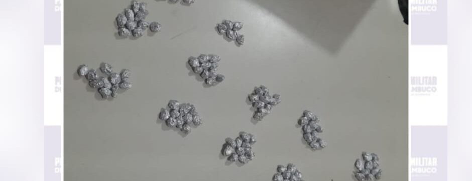 Menino de 7 anos é encontrado com 116 pedras de crack em escola municipal do Agreste de Pernambuco